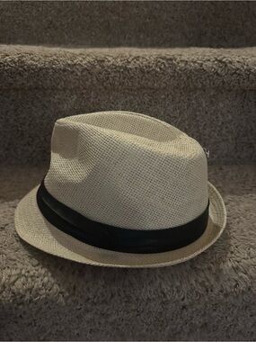 Simplicity Cream Straw Fedora with Black Band